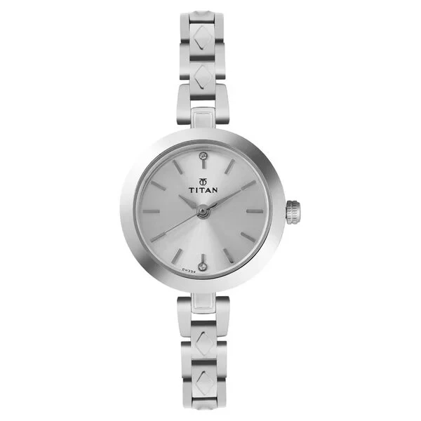 Titan Quartz Analog Silver Dial Stainless Steel Strap Watch for Women nn2598sm01 Women's Watch